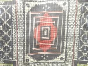 アンティーク　華紋織出し本場村山泥大島紬着物